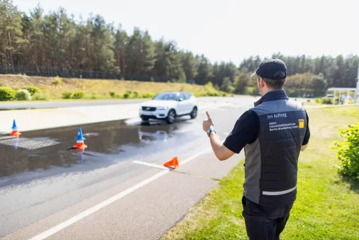Trainer bei ADAC Pkw-Fahrsicherheitstraining
