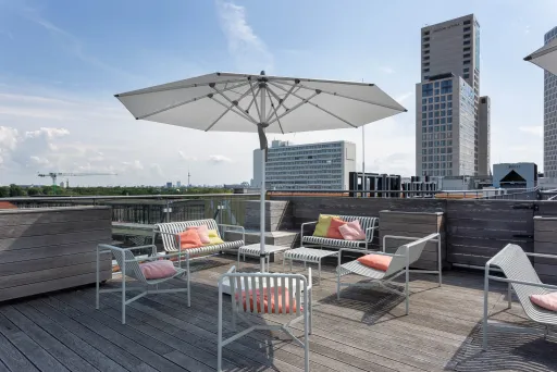 Blick auf die Dachterrasse des aletto Hotel Kudamm 