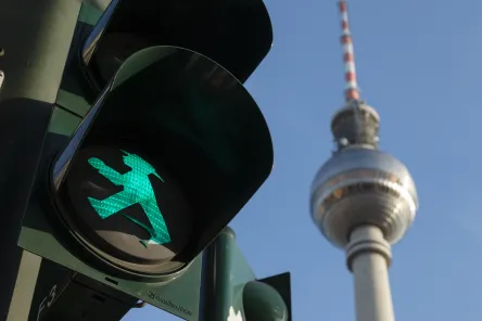 Fernsehturm und Ampelmännchen in Berlin