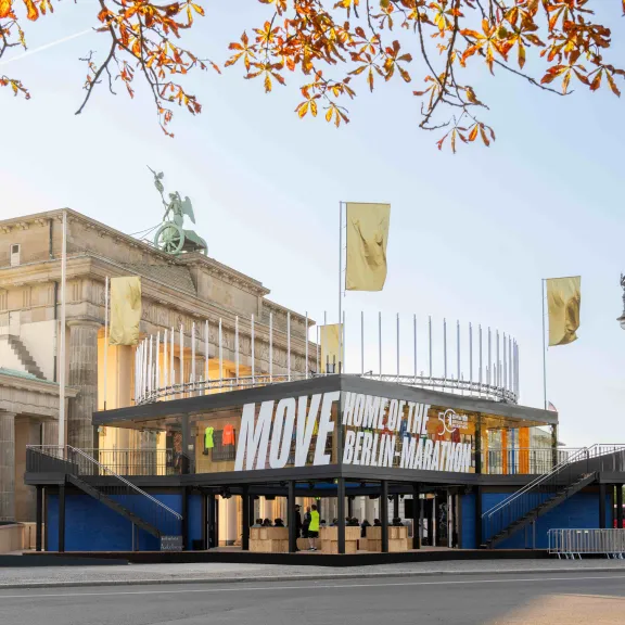 satis&fy Berlin Marathon Nike Ausstellung und Bühnenbereich
