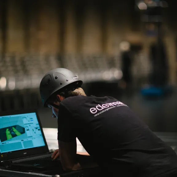 edelmat. Veranstaltungstechnik mit Techniker 
