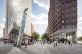 Belebter Platz mit modernen Gebäuden, Cafétischen und Menschen bei Sonnenschein
