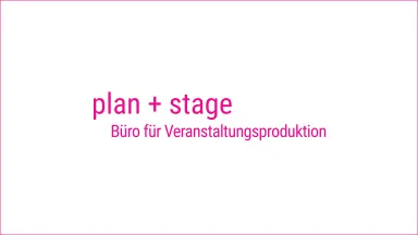 Das Bild zeigt das Logo der Firma in pinker, serfienloser Schrift: plan + stage, Büro für Veranstaltungsproduktion.