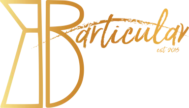 Goldenes Logo mit stilisiertem „B“ und dem Schriftzug „Barticular est. 2020“.